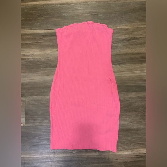 Pink mini dress - Picture 2 of 4